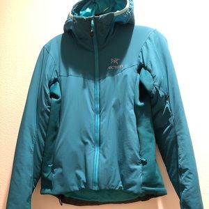 New Arcteryx thermo jacket, size XS